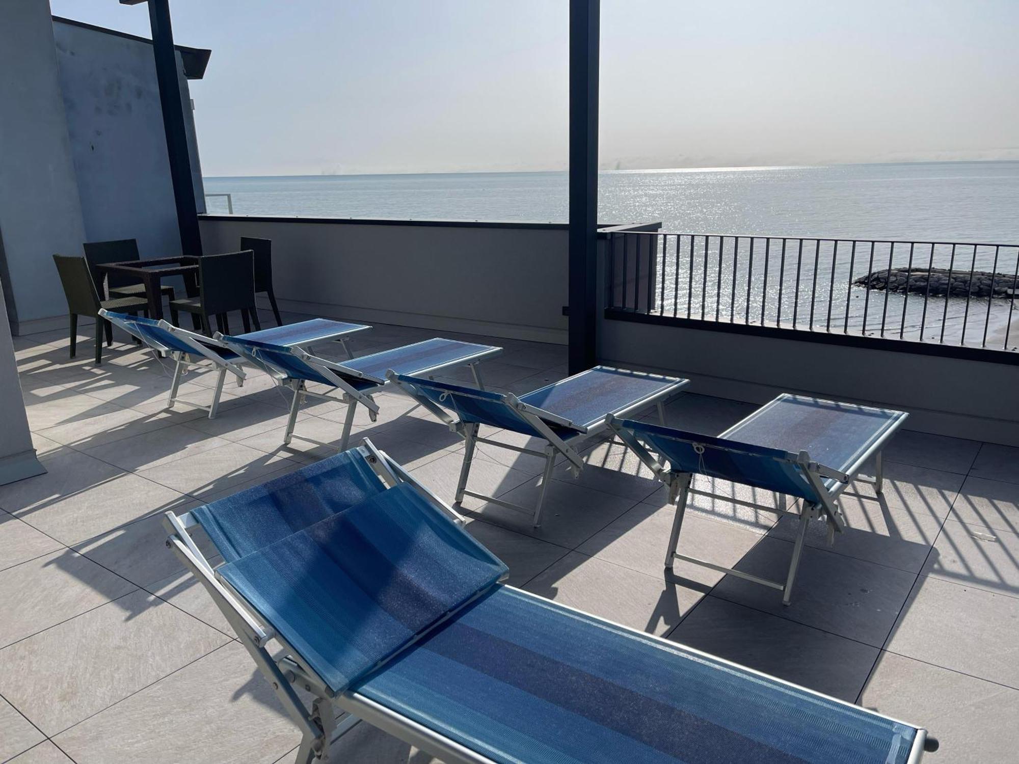 Nuovo Residence Serenissima Frontemare - Agenzia Cocal Каорле Экстерьер фото