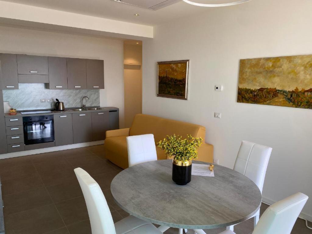 Nuovo Residence Serenissima Frontemare - Agenzia Cocal Каорле Экстерьер фото