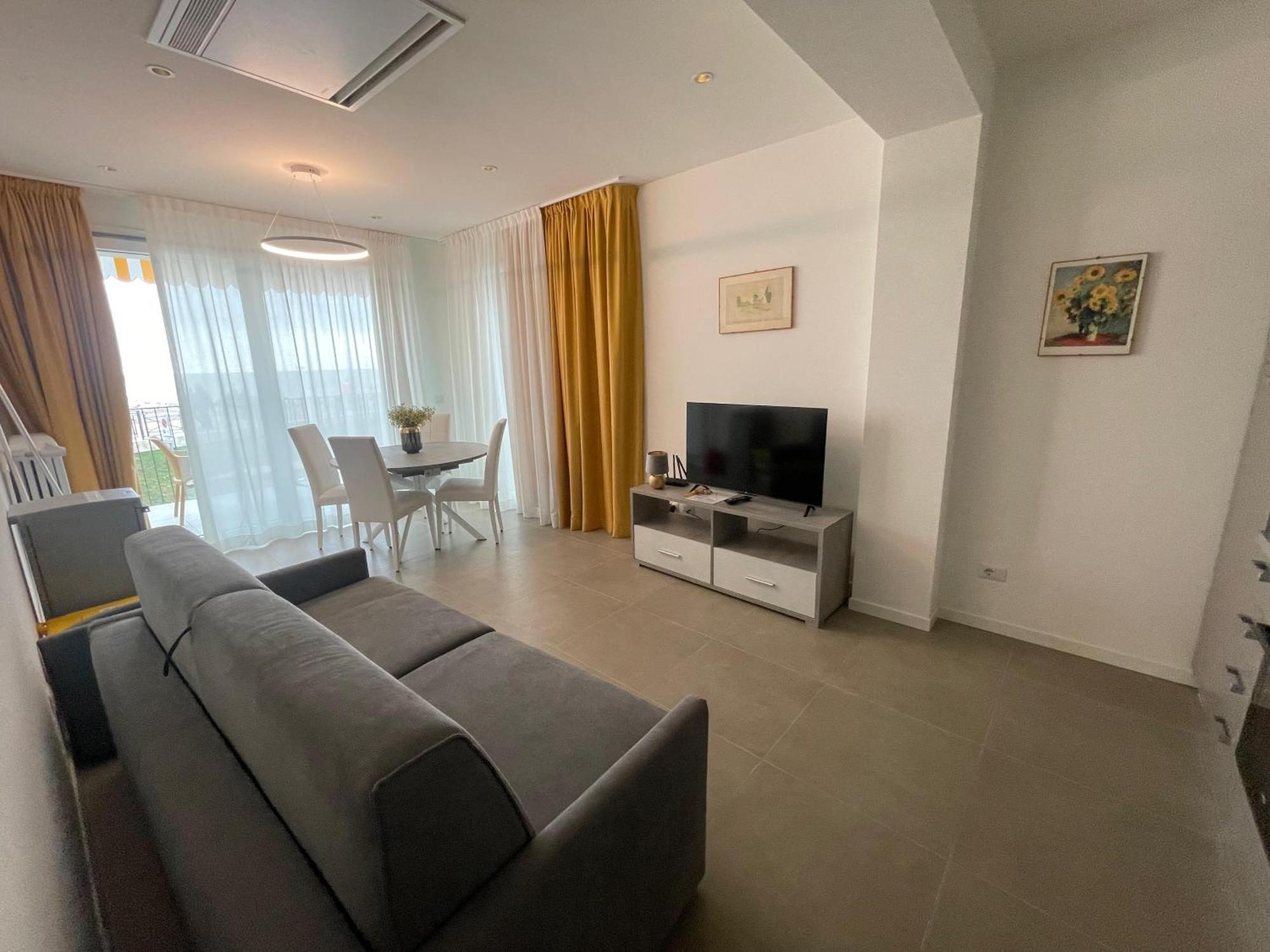Nuovo Residence Serenissima Frontemare - Agenzia Cocal Каорле Экстерьер фото