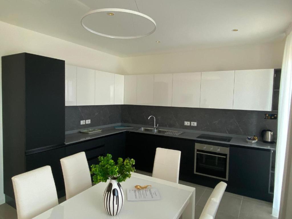 Nuovo Residence Serenissima Frontemare - Agenzia Cocal Каорле Экстерьер фото